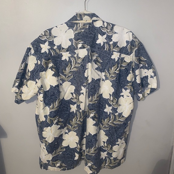 Cherokee Hawaiian Shirt. Mens Size XL. - Picture 2 of 3